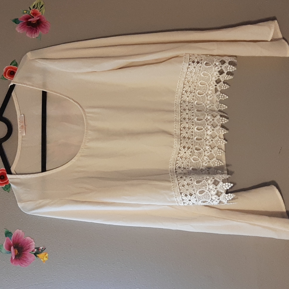 Kaitlyn Cream lace long sleeve top 345